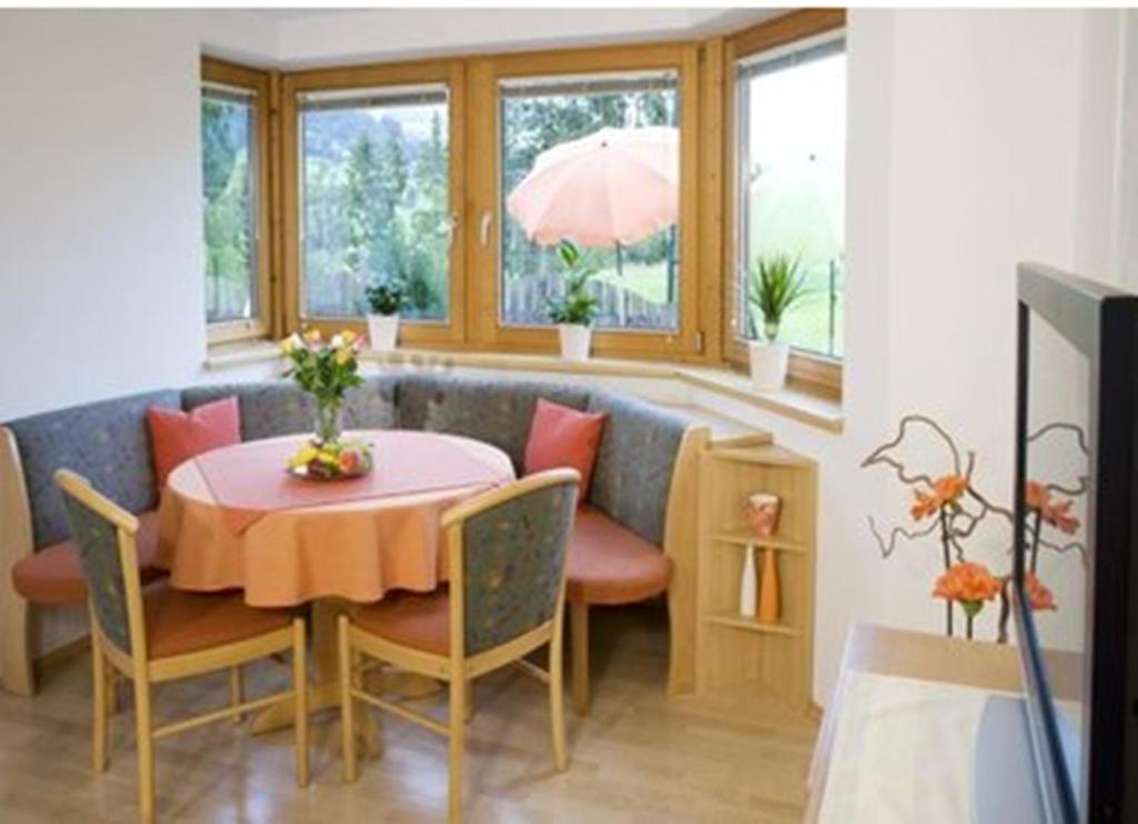Apartment Landhaus Krall เวสเทนดอร์ฟ ภายนอก รูปภาพ
